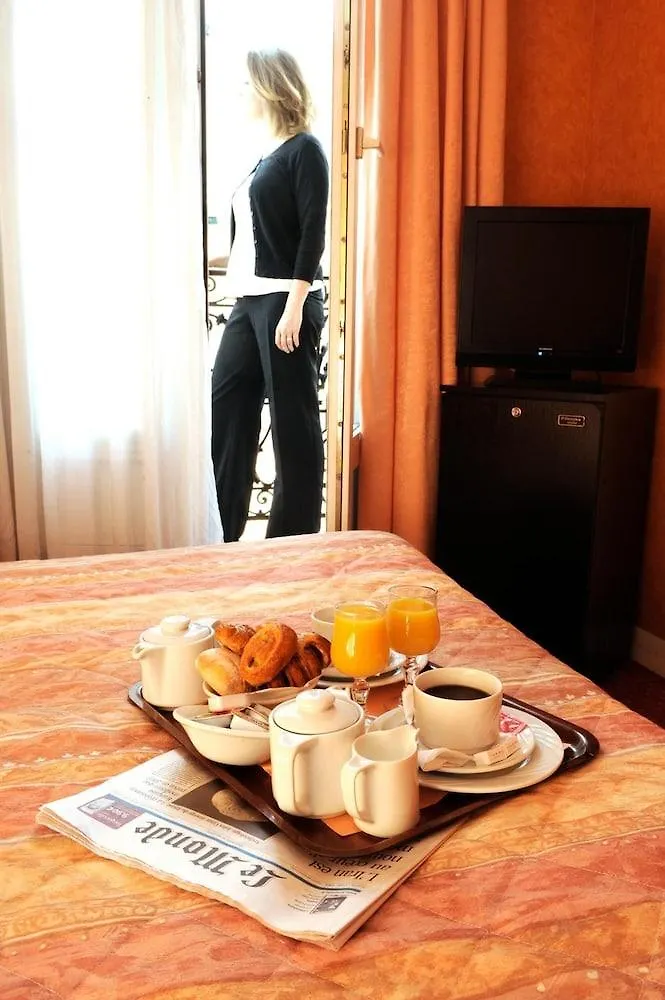 Auriane Porte De Versailles Hotel 2*